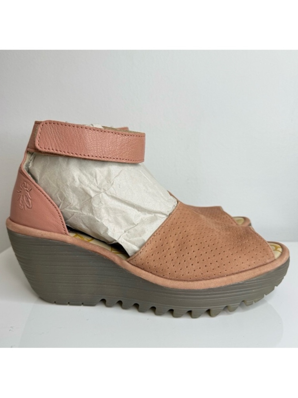 Fly London Pink Rose Yake Perforated Leather Wedge Sandal Women’s EU 37 US 6.5-7